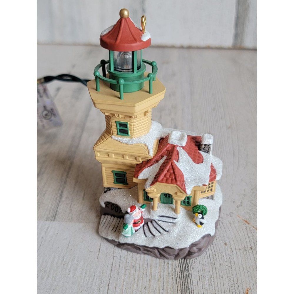 Hallmark 2007‎ Lighthouse greetings glitter Xmas ornament penguin